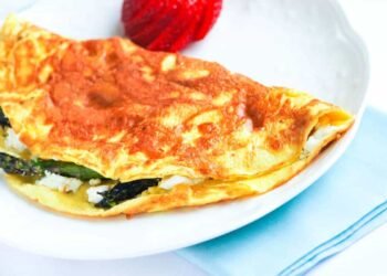 Asparagus Omelette with Goat Cheese Recipe
