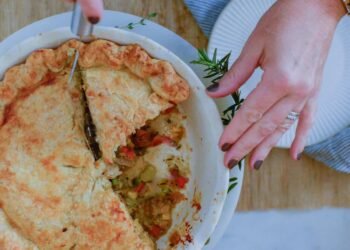 Turkey Pot Pie Recipe – Foodology Geek