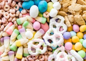 Fast and Simple Easter Snack Combine