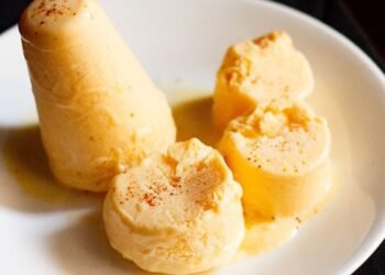Mango Kulfi (Fast, No Prepare dinner Recipe)